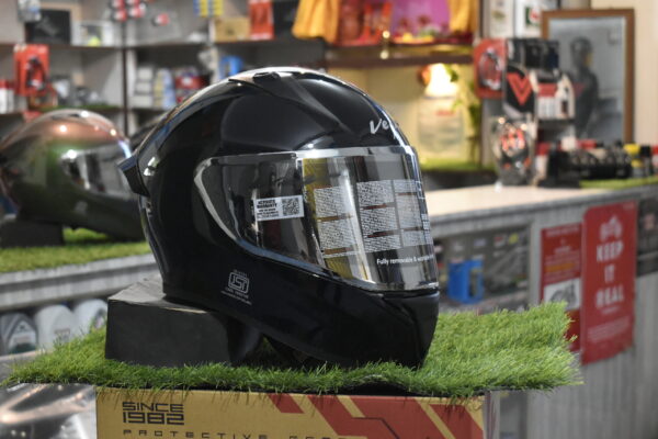 vega bolt black glossy